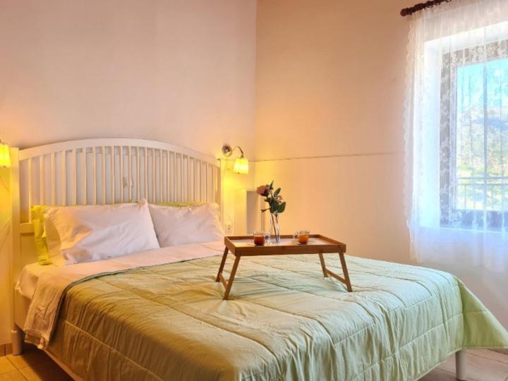 Enastron Vacation House Kíssamos Extérieur photo